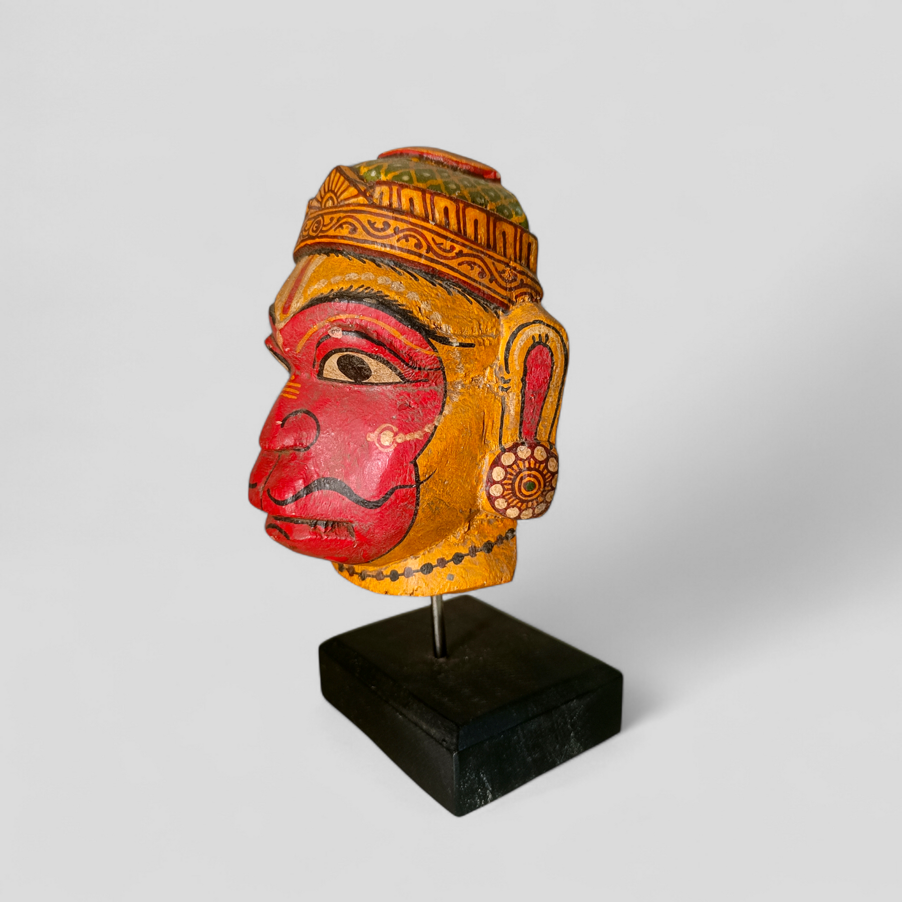 Hanuman Ritual Mask Vintage Hanuman Mask - Hand Carved Painted Wood India – The Blue Trunk