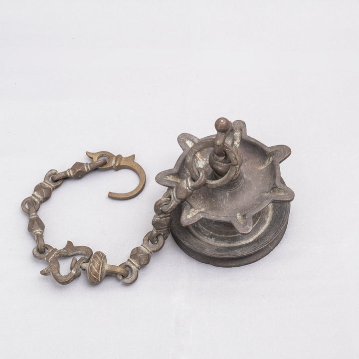Vintage Seven Wick Laman Diva                                                   Maharashtra | Brass | 20th Century