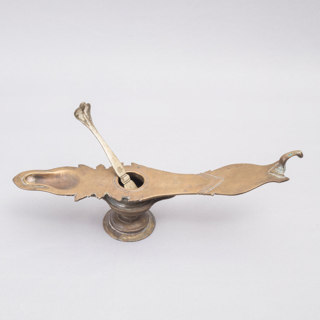 Vintage Changalvattam Brass Lamp