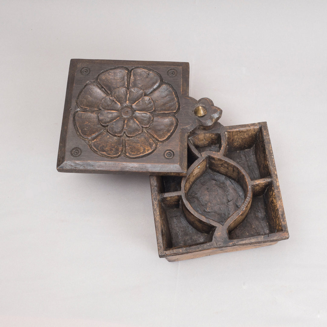 Vintage Wooden Trinket Box