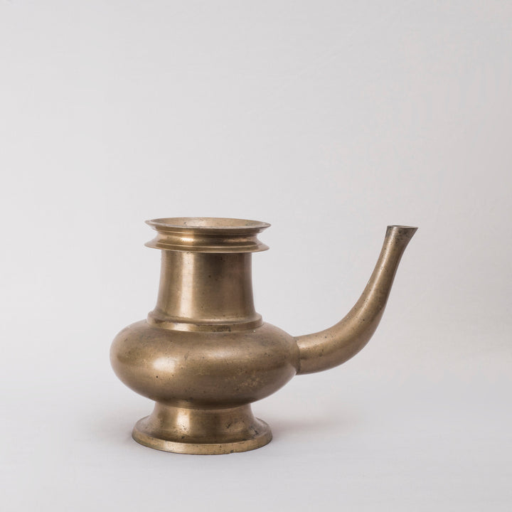 Vintage Bronze Kindi